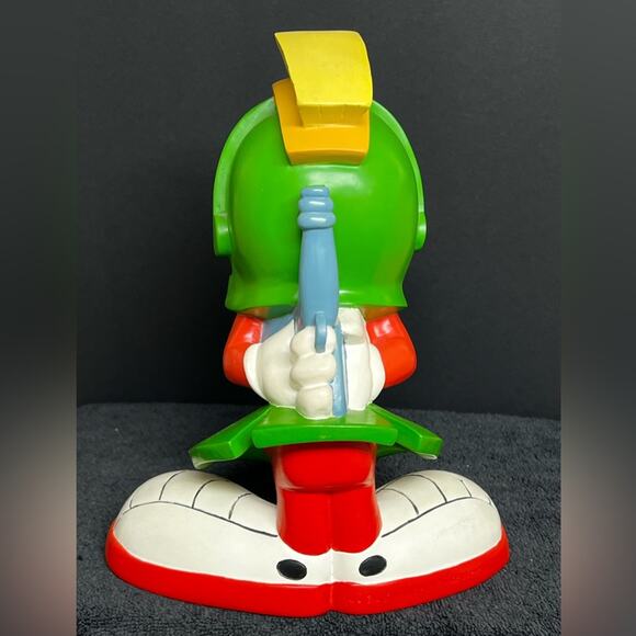 Marvin the Martian 12” Statue Looney Tunes Warner Bros Studio Store Exclusive - Picture 4 of 6